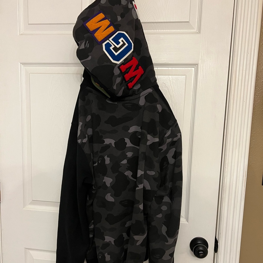 A bathing ape hoodie xl